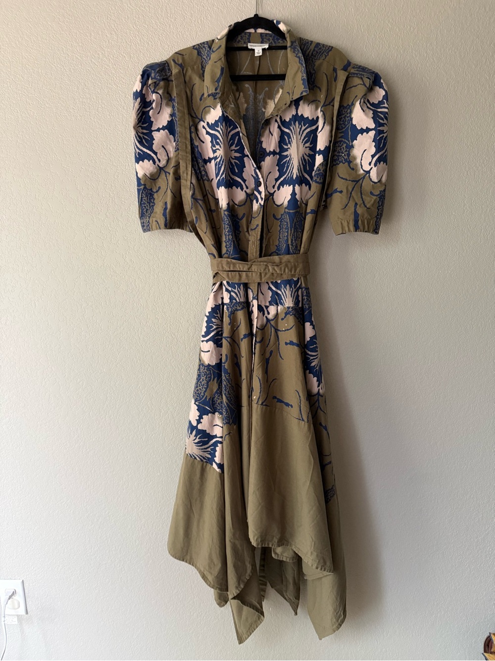 Making the Cut Winner Season 2 Ep 1: Gary’s Self Tie Dress Women’s 2XL